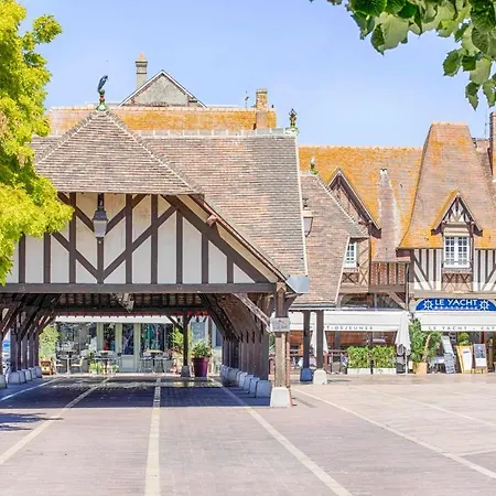 Les Cigognes - Deux Pieces - Centre